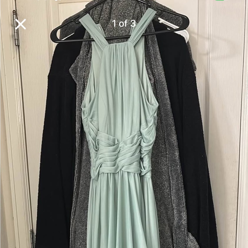 Elegant Mint Green Evening Gown